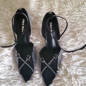 Classy Pointed Strappy Heels